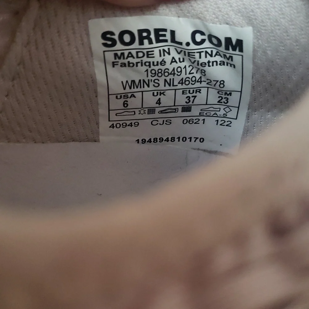 Sorel Trail Barefoot Hiking 6 Knit Mesh Activewear Adventure Sneakers New